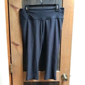 Nike Dri Fit Black Cropped Leggings